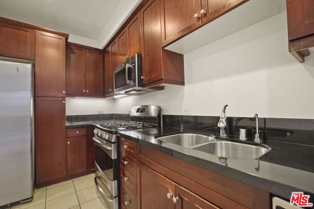 629 Traction Avenue 225, Los Angeles, CA 90013