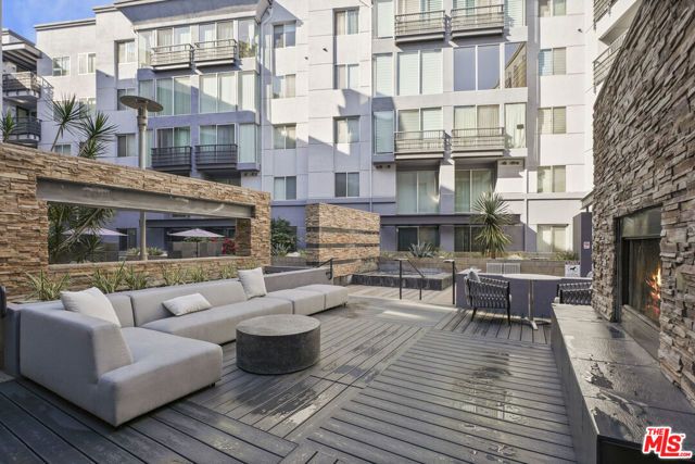 629 Traction Avenue 225, Los Angeles, CA 90013