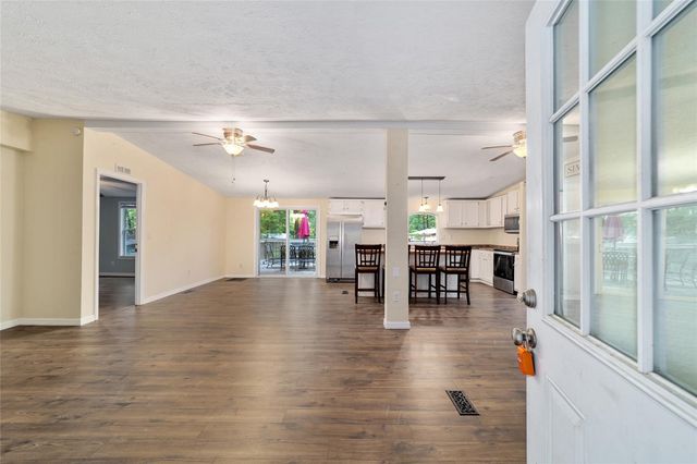 3747 SE 126TH PLACE, Belleview, FL 34420