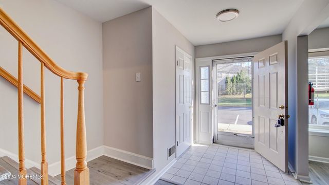 27 Haverford Court 7, Freehold, NJ 07728