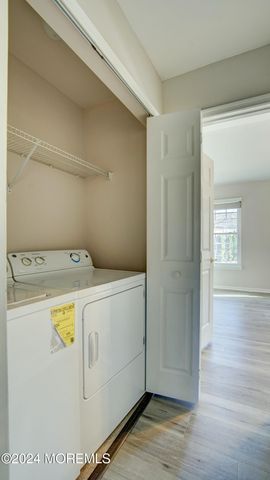 27 Haverford Court 7, Freehold, NJ 07728