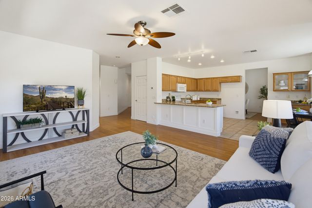 8148 W SALTER Drive, Peoria, AZ 85382