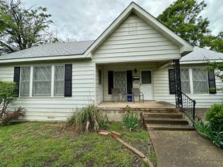 1821 E Pecan Street, Sherman, TX 75090