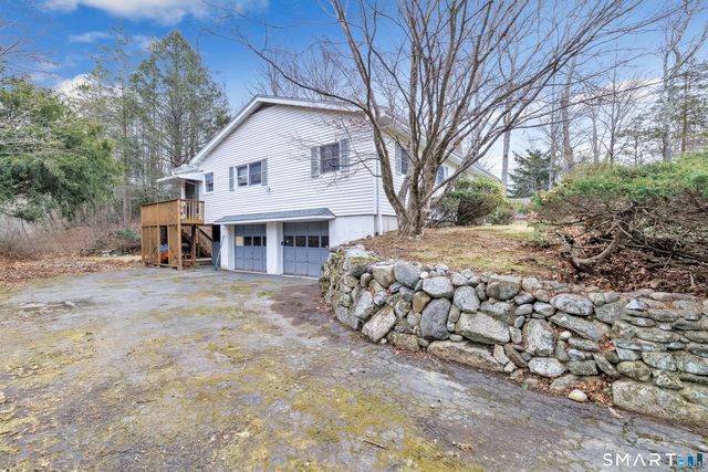 922 Baldwin Road, Woodbridge, CT 06525