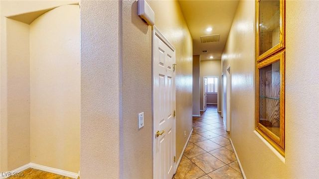 9052 Creed Mountain Place, Las Vegas, NV 89178