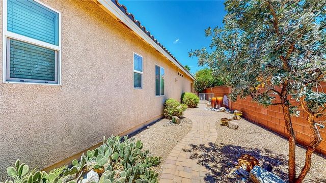 9052 Creed Mountain Place, Las Vegas, NV 89178