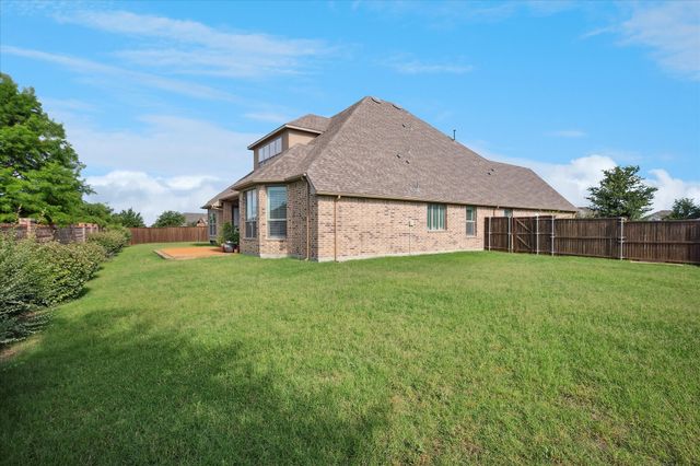 4018 Bear Creek Court, Celina, TX 75078