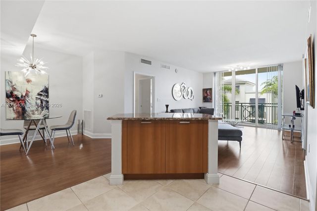 510 NW 84th Ave 335, Plantation, FL 33324