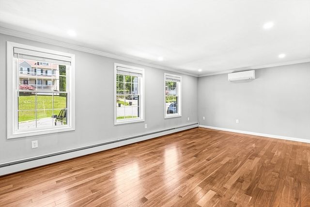 38 Idora Avenue, Haverhill, MA 01832
