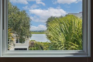 1551 Ben Sawyer Boulevard 5-J, Mount Pleasant, SC 29464