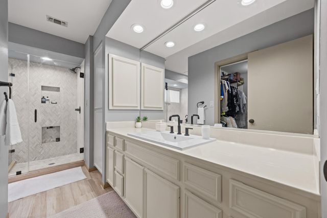 106 Acapulco CT, Lakeway, TX 78734