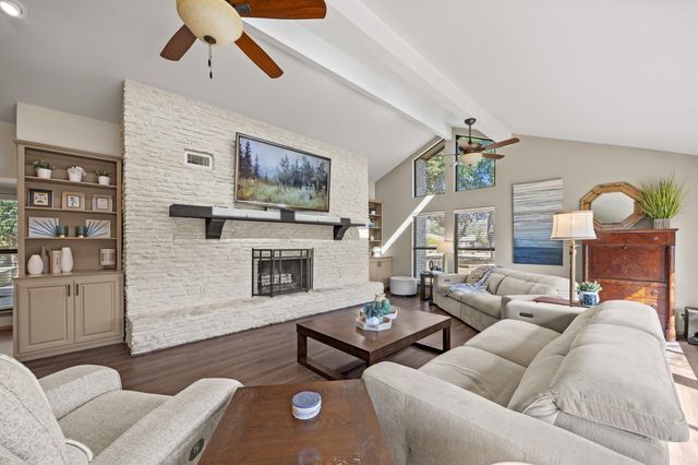 106 Acapulco CT, Lakeway, TX 78734