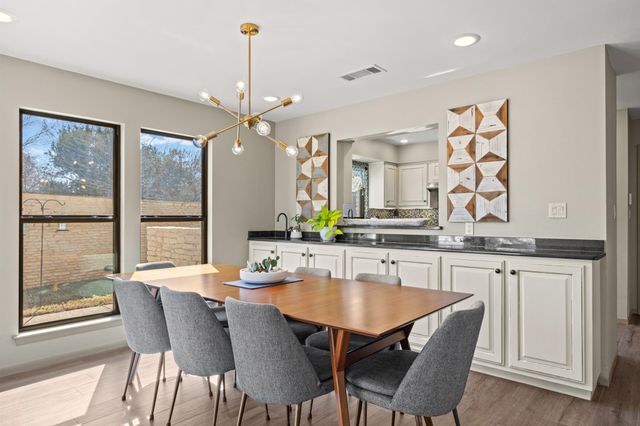 106 Acapulco CT, Lakeway, TX 78734