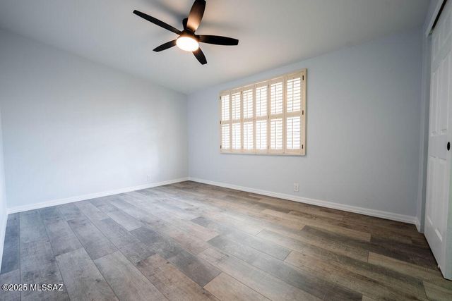 5221 E Hawthorne Place, Tucson, AZ 85711