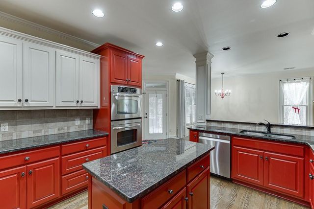 1360 Ashbury Park Drive, Hoschton, GA 30548