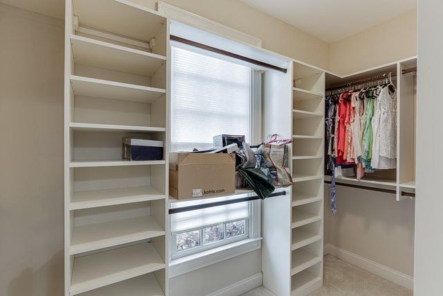 1360 Ashbury Park Drive, Hoschton, GA 30548