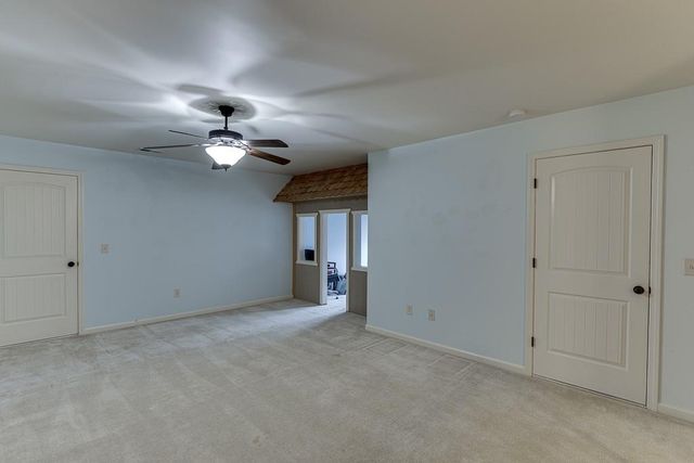 1360 Ashbury Park Drive, Hoschton, GA 30548