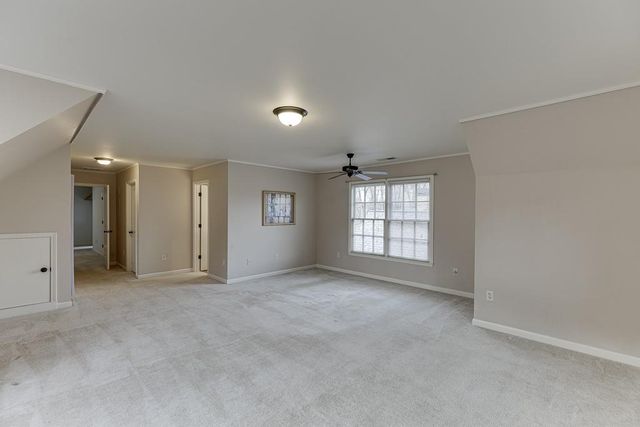 1360 Ashbury Park Drive, Hoschton, GA 30548