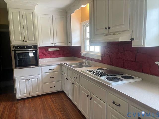 10105 Family Ln, Chesterfield, VA 23832