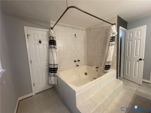 10105 Family Ln, Chesterfield, VA 23832