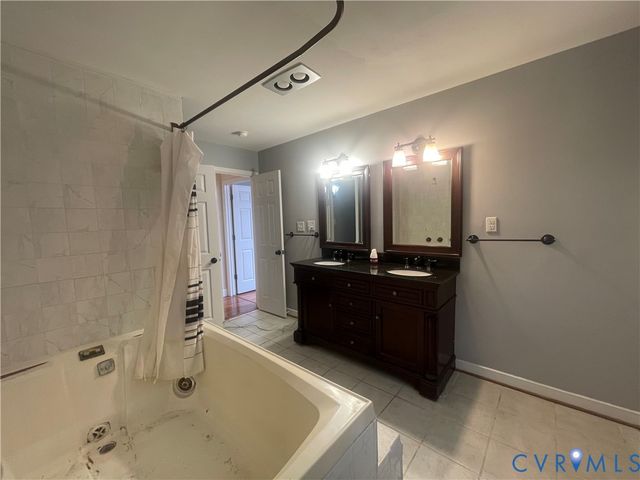 10105 Family Ln, Chesterfield, VA 23832