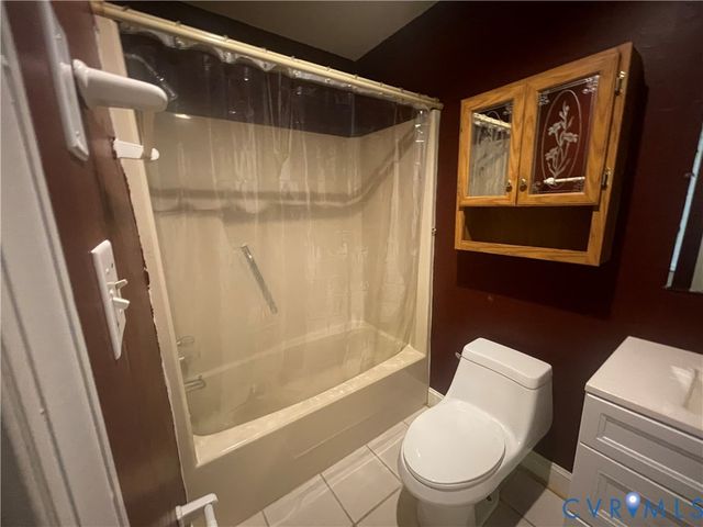 10105 Family Ln, Chesterfield, VA 23832