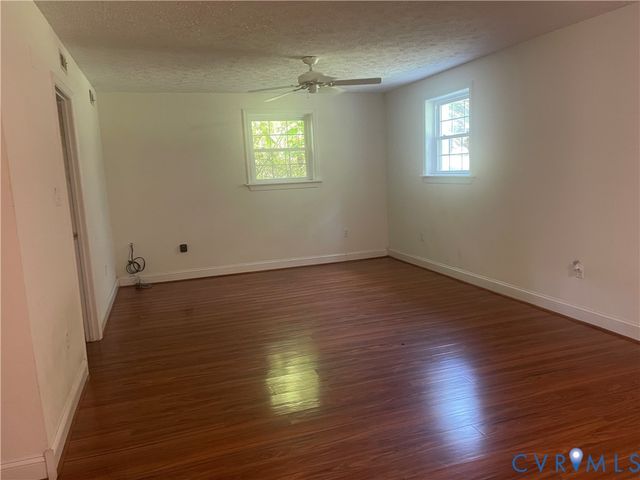 10105 Family Ln, Chesterfield, VA 23832
