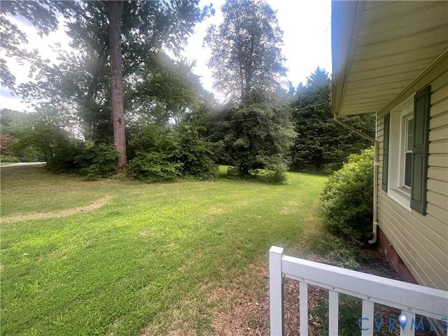 10105 Family Ln, Chesterfield, VA 23832