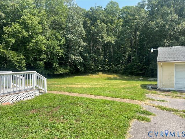 10105 Family Ln, Chesterfield, VA 23832