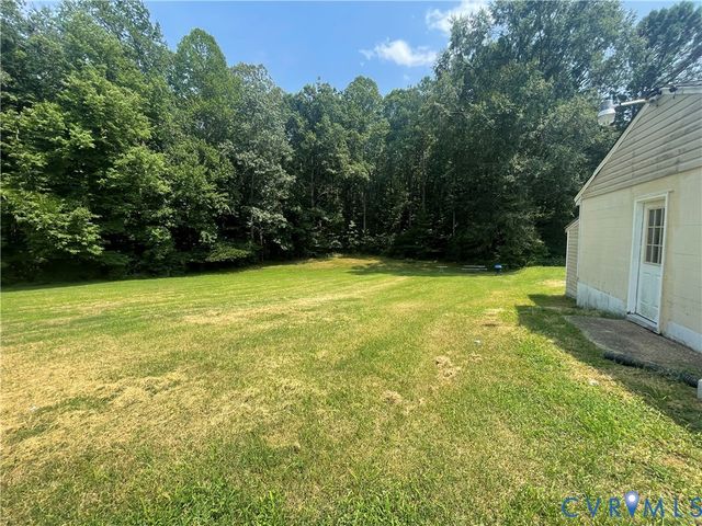 10105 Family Ln, Chesterfield, VA 23832