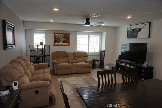 7383 Olive Grove Str., Riverside, CA 92507