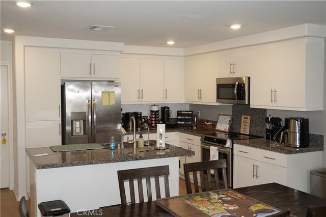 7383 Olive Grove Str., Riverside, CA 92507