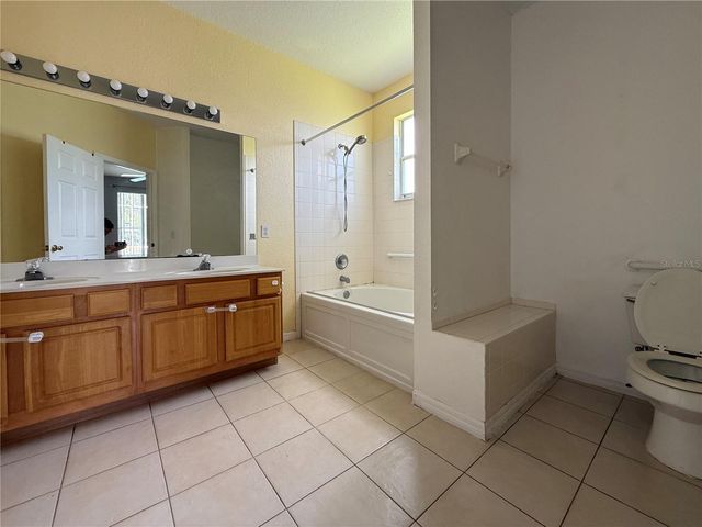 158 MAGIC LANDINGS BOULEVARD, Kissimmee, FL 34744