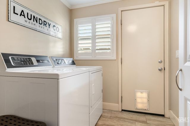 2714 Sunset Avenue, Bakersfield, CA 93304