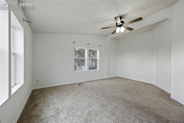 4006 Gray Fox Heights, Colorado Springs, CO 80922