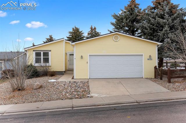 4006 Gray Fox Heights, Colorado Springs, CO 80922