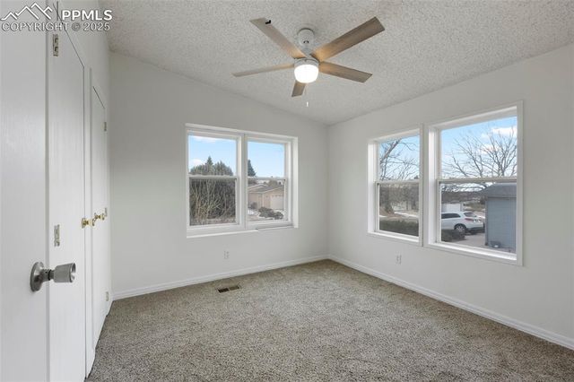 4006 Gray Fox Heights, Colorado Springs, CO 80922