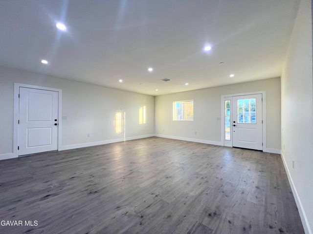 9737 East Avenue Q-4, Littlerock, CA 93543