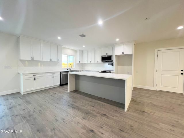 9737 East Avenue Q-4, Littlerock, CA 93543