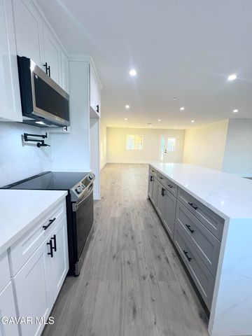 9737 East Avenue Q-4, Littlerock, CA 93543