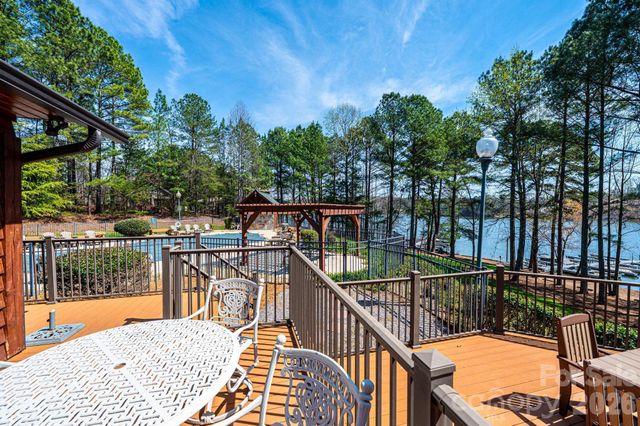 5438 Bridgewater Drive, Granite Falls, NC 28630