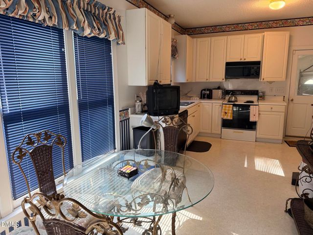 2037 Pine Bark Lane, Clayton, NC 27520