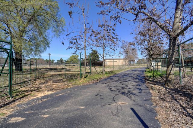 111 FARM MARKET 21, Mt Pleasant, TX 75455