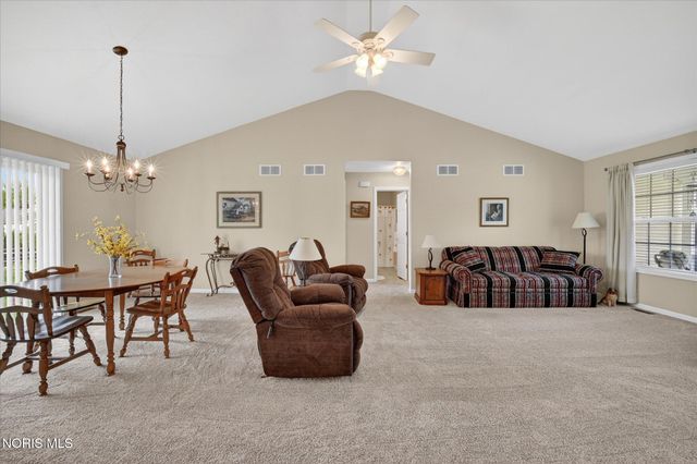 7100 Harvester Road, Maumee, OH 43537
