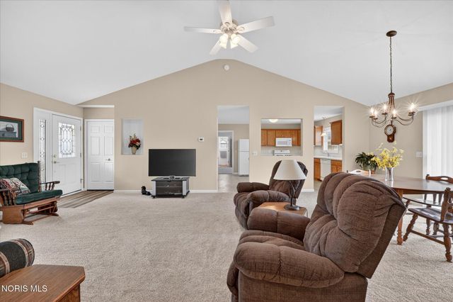 7100 Harvester Road, Maumee, OH 43537