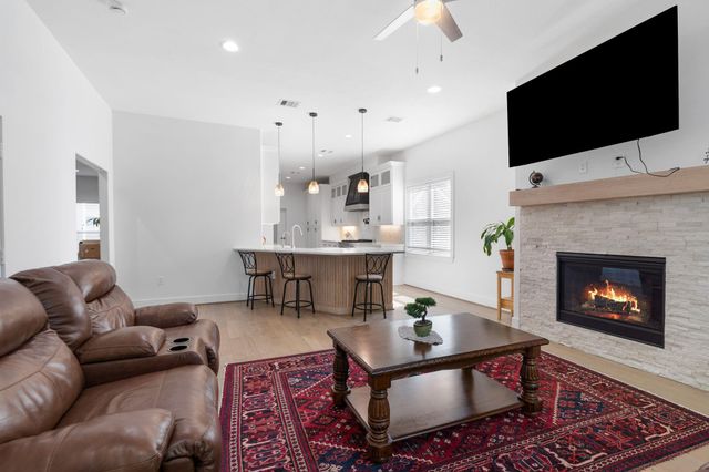 8617 Kari Court, Jersey Village, TX 77040