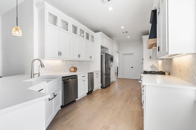 8617 Kari Court, Jersey Village, TX 77040