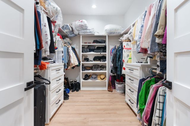 8617 Kari Court, Jersey Village, TX 77040