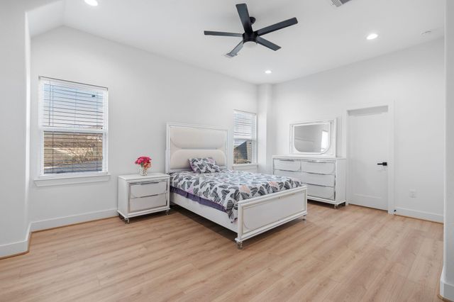 8617 Kari Court, Jersey Village, TX 77040