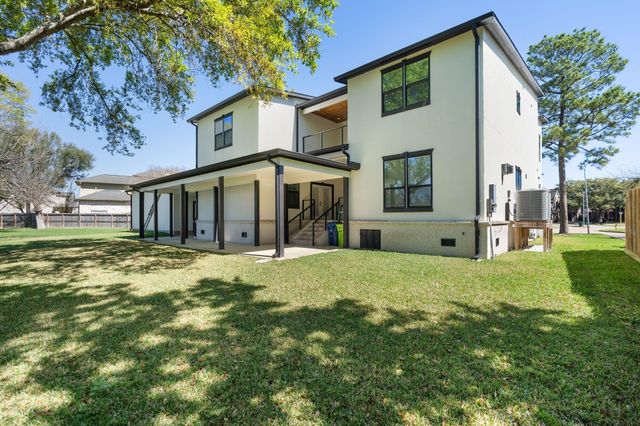 8617 Kari Court, Jersey Village, TX 77040